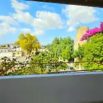 Burcu Guest Apartment *