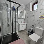 Burcu Guest Apartment *
