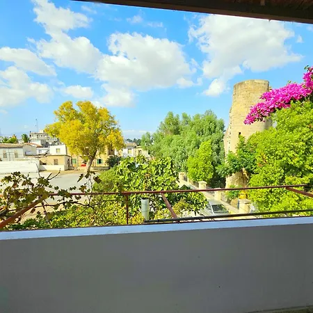 Burcu Guest Apartment *