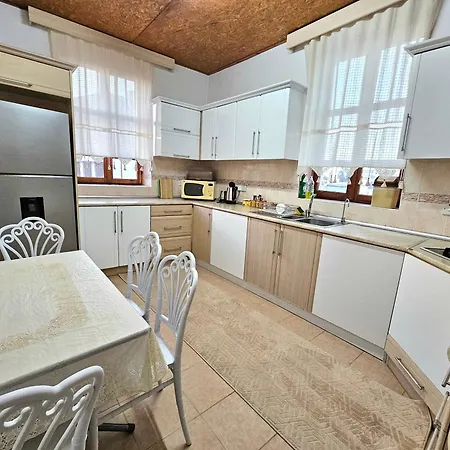 아파트 Burcu Guest *