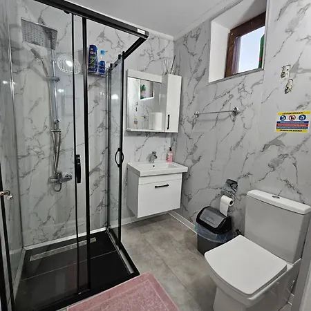 Burcu Guest Apartment *